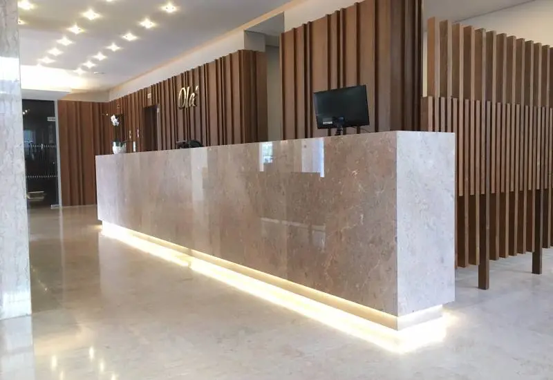 Os balcões de hotel são alguns dos trabalhos de cantaria que já realizámos